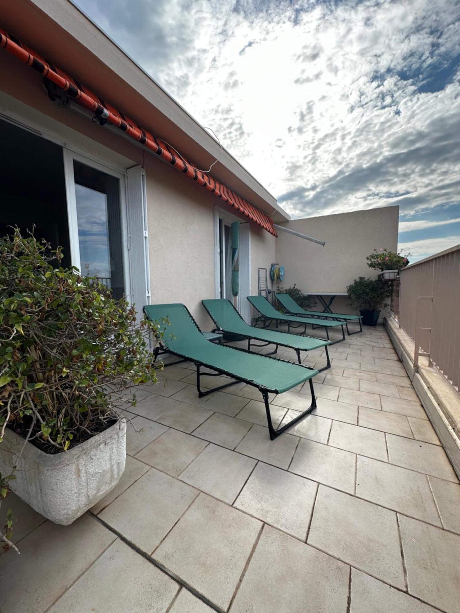 Апартаменти T4 Avec Terrasse Et Garage Prive Тулон Екстер'єр фото